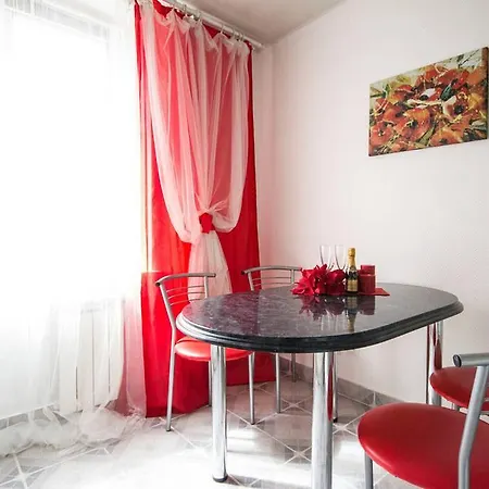 One-bedroom On Nezavisimosti 48 *