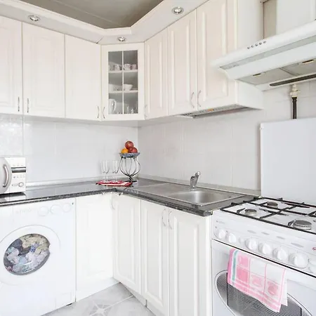 One-bedroom On Nezavisimosti 48
